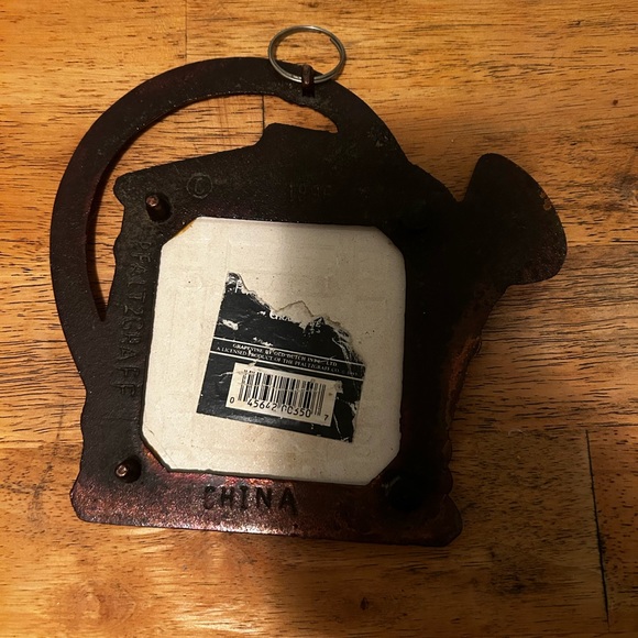 Brass and tile wall hanger - Picture 1 of 2